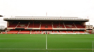 gun__1357901797_highbury_east_stand